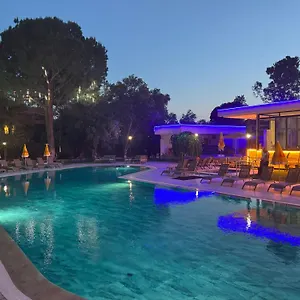 4* Hotel Katre